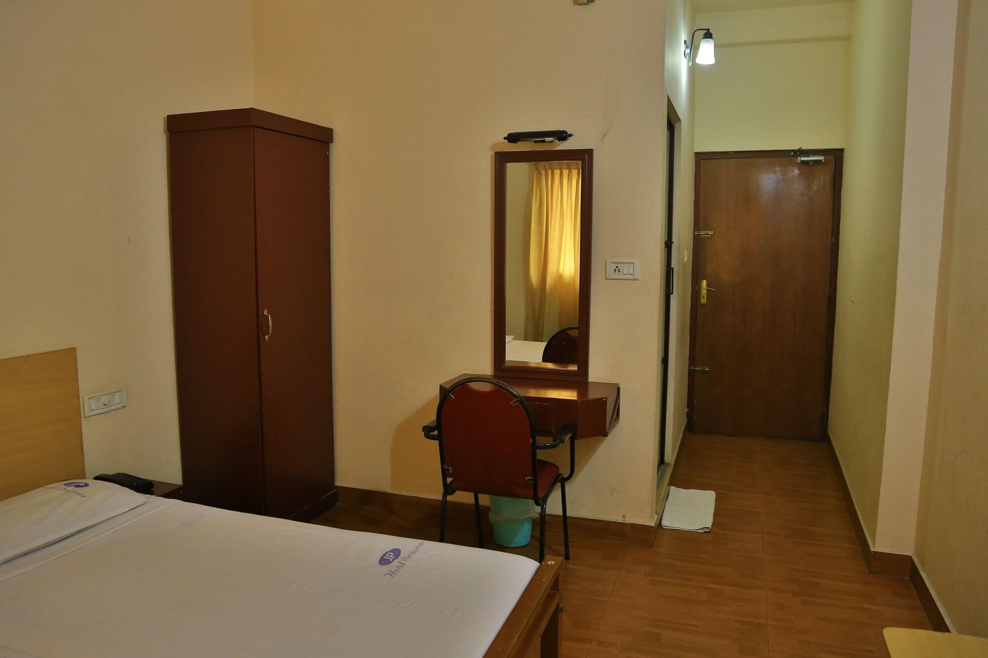 Hotel Srinivas Kochi Exterior foto